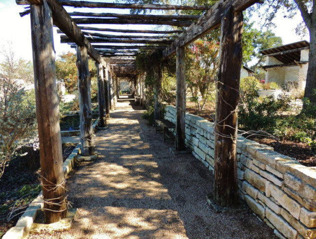 Veranda Covered Path, Lady Bird Johnson Wildflower Center - Austin, TX